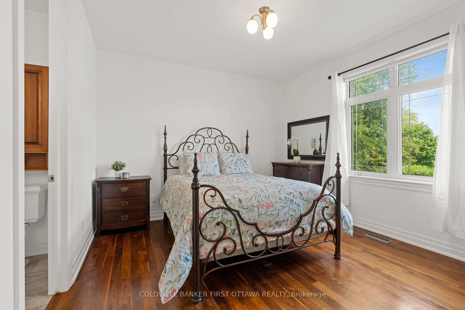 Photo 32 of 1623 Claymor Avenue, Ottawa, Carleton Heights — HOMEH