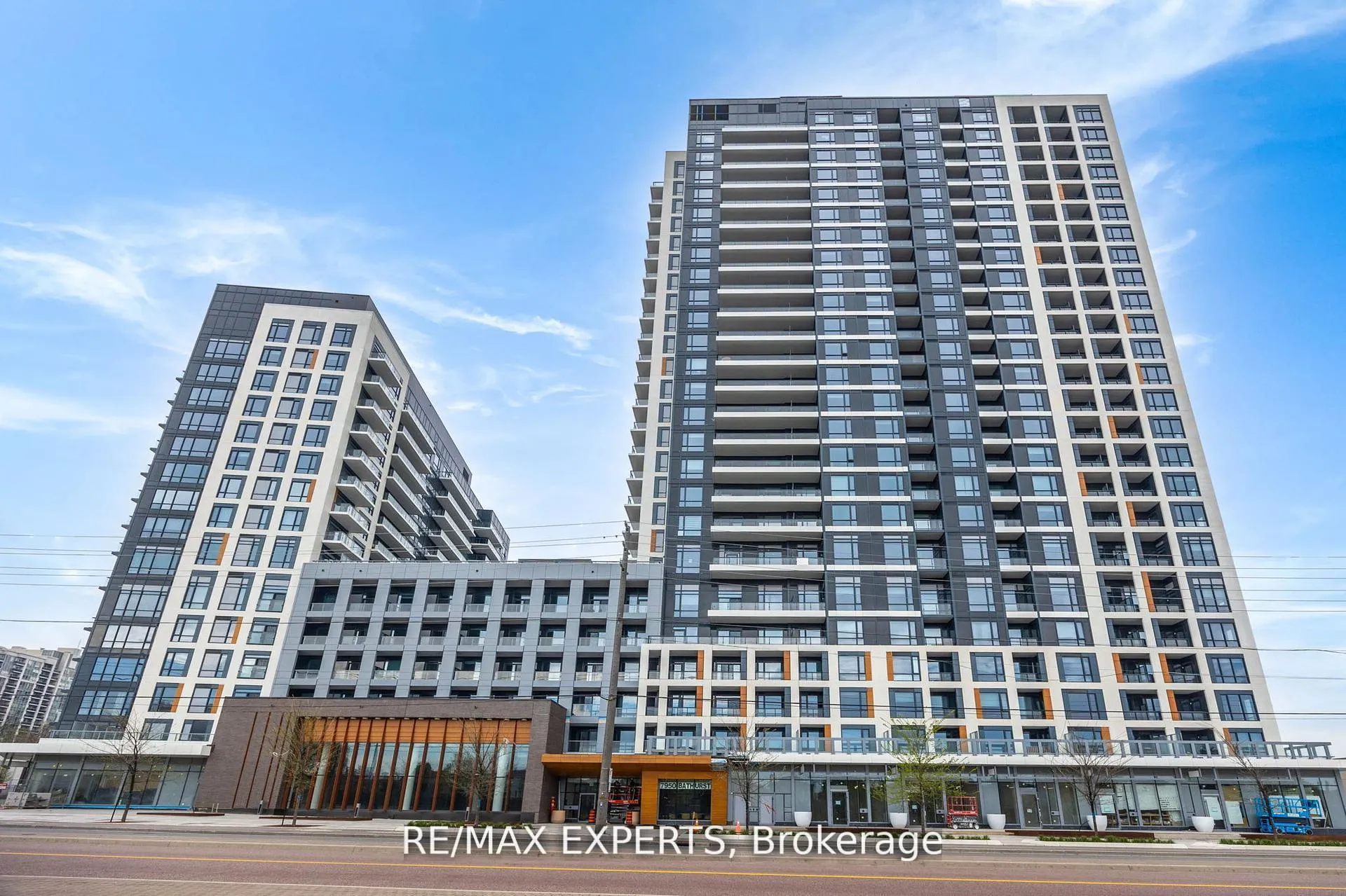 Photo 2 of Unit 1425A, 7950 Bathurst Street, Vaughan, Beverley Glen — HOMEH