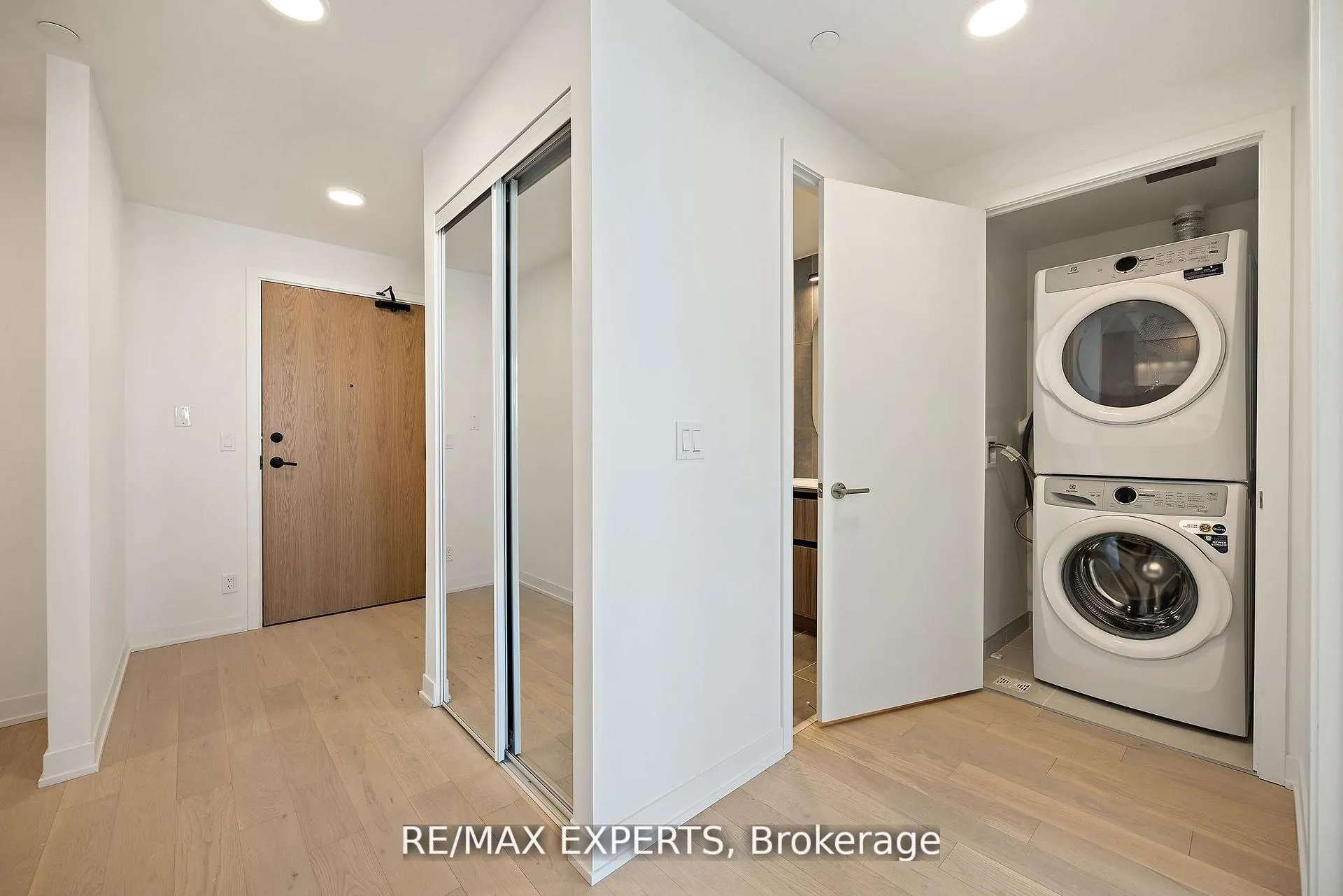 Photo 7 of Unit 1425A, 7950 Bathurst Street, Vaughan, Beverley Glen — HOMEH