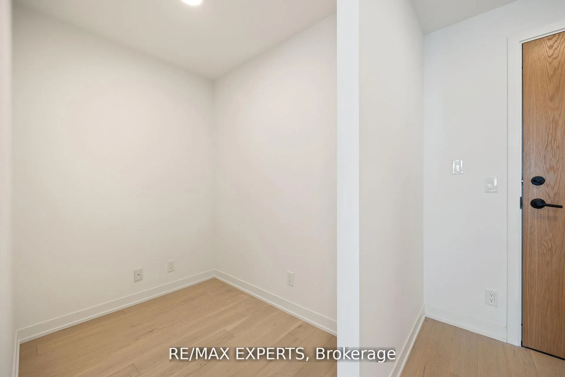 Photo 8 of Unit 1425A, 7950 Bathurst Street, Vaughan, Beverley Glen — HOMEH