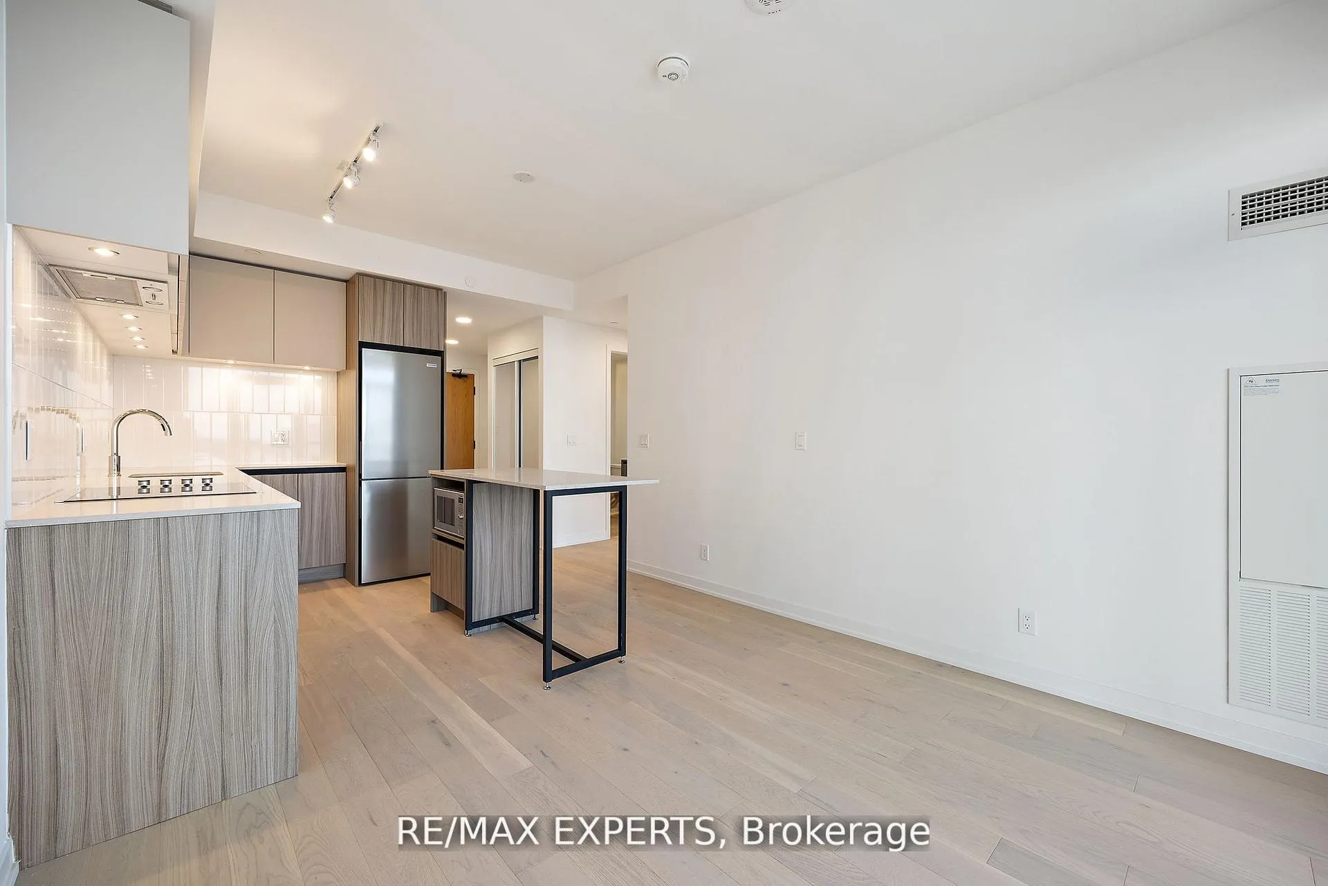 Photo 11 of Unit 1425A, 7950 Bathurst Street, Vaughan, Beverley Glen — HOMEH