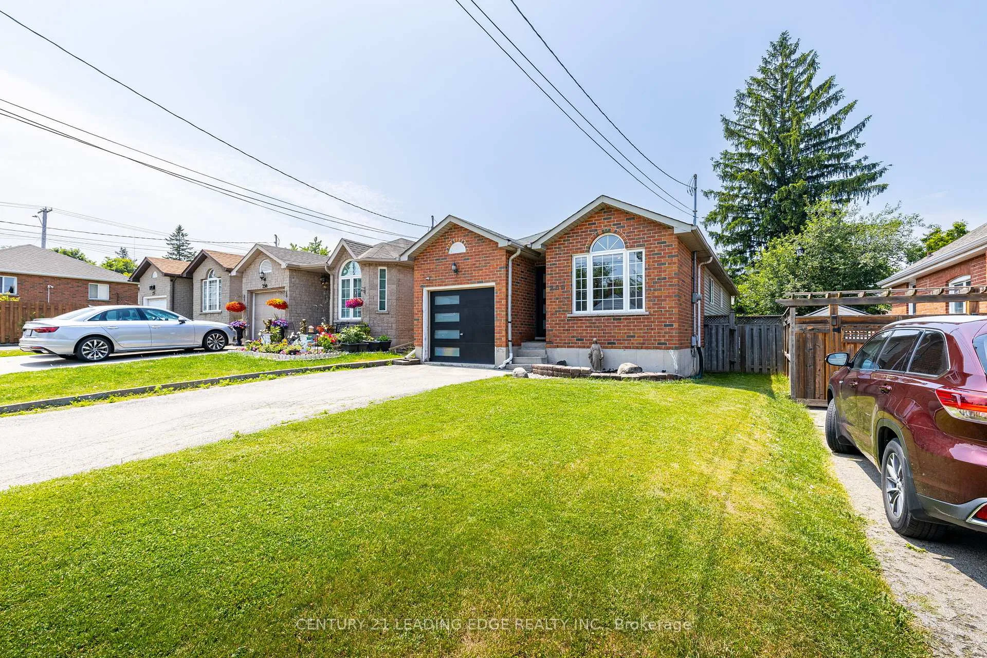 Photo 1 of 286 E 12TH Street, Hamilton, Inch Park — HOMEH