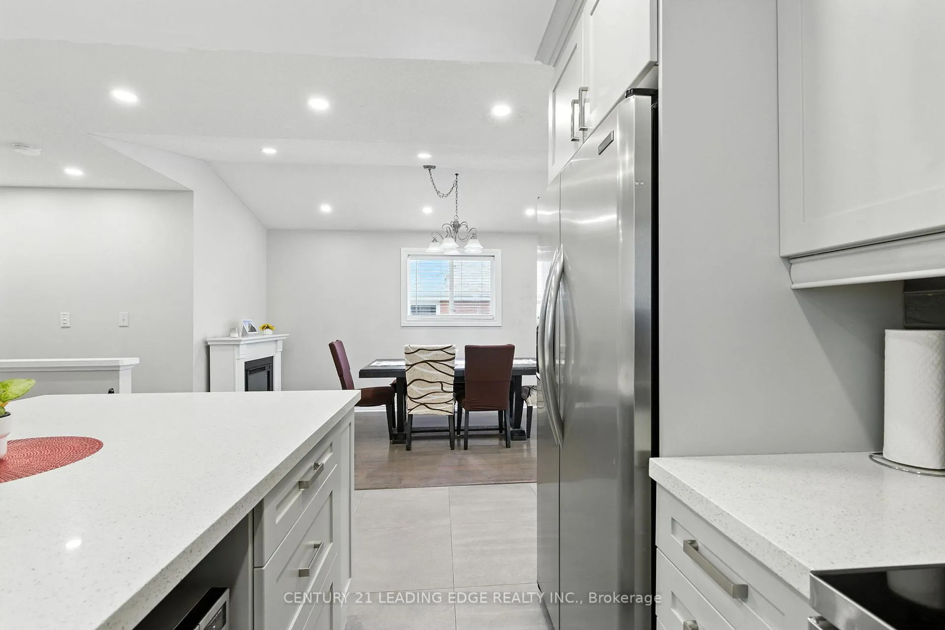 Photo 12 of 286 E 12TH Street, Hamilton, Inch Park — HOMEH