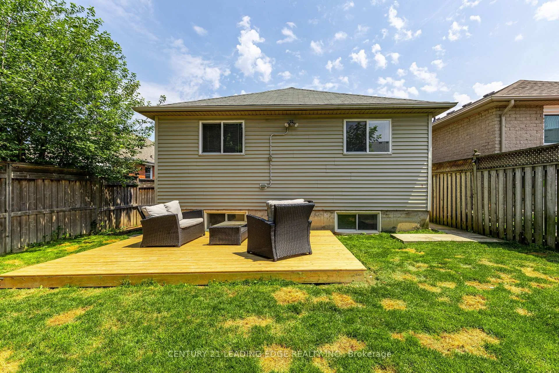 Photo 28 of 286 E 12TH Street, Hamilton, Inch Park — HOMEH