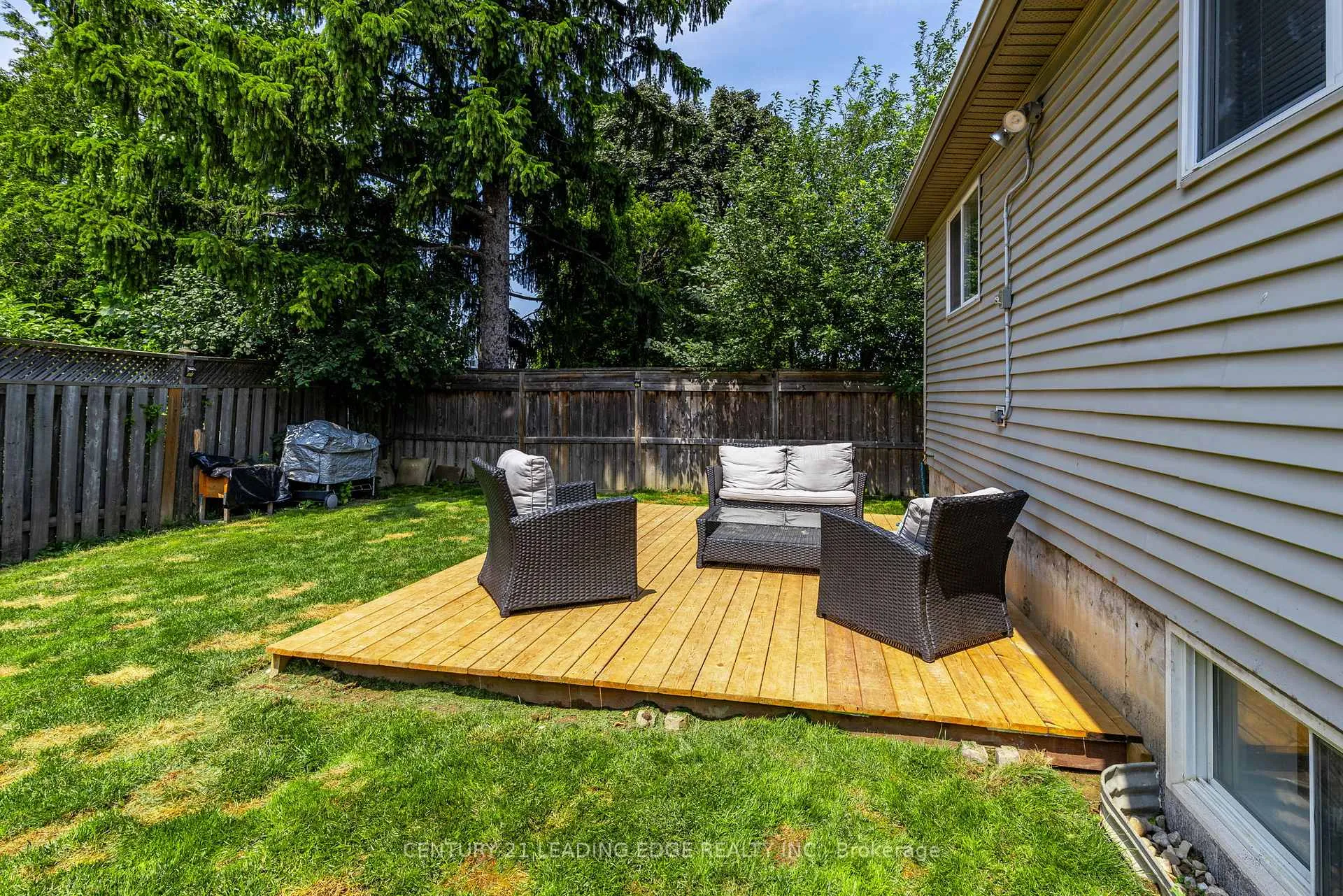 Photo 31 of 286 E 12TH Street, Hamilton, Inch Park — HOMEH