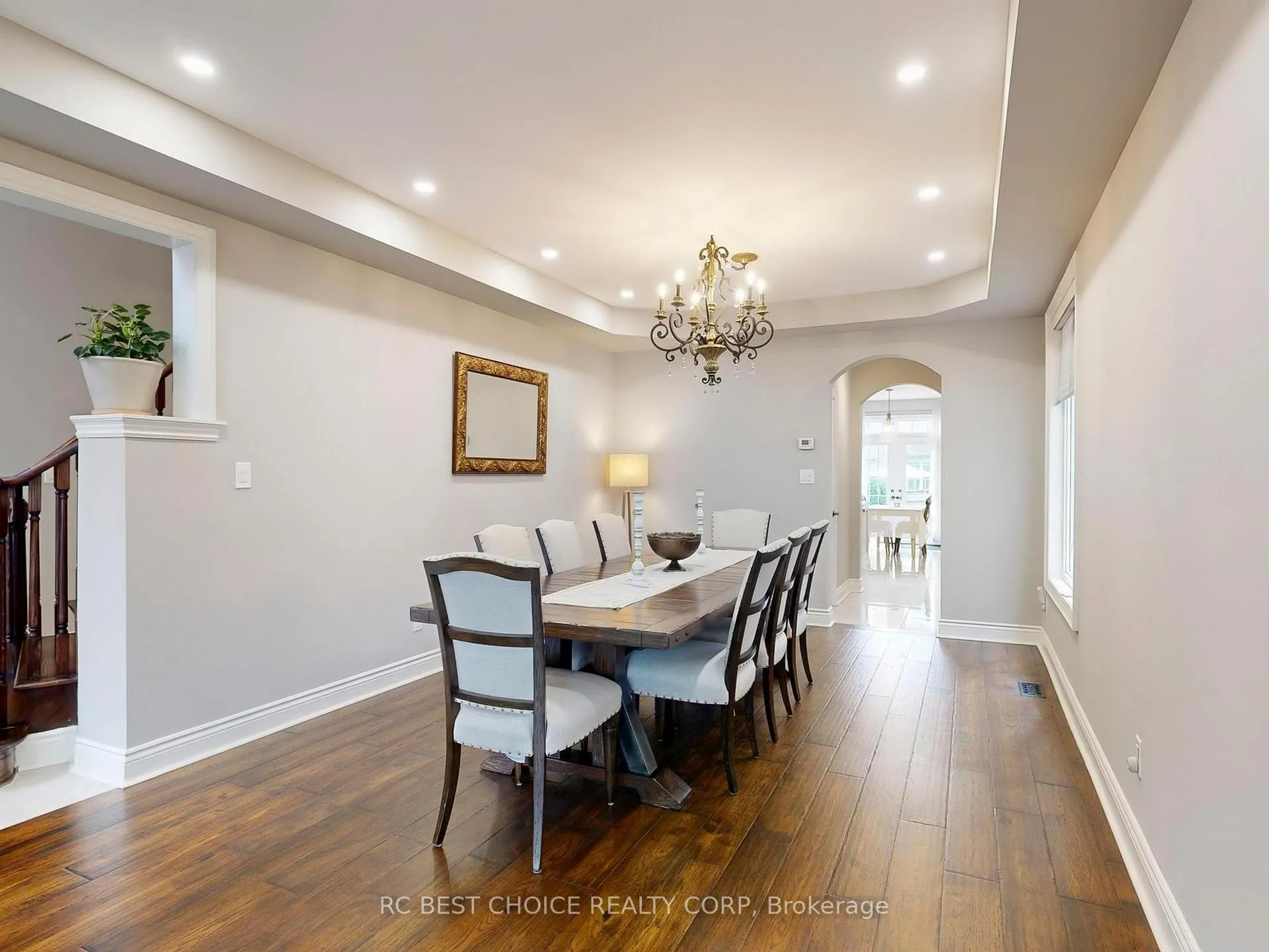 Photo 10 of 192 Tonner Crescent, Aurora, Bayview Northeast — HOMEH