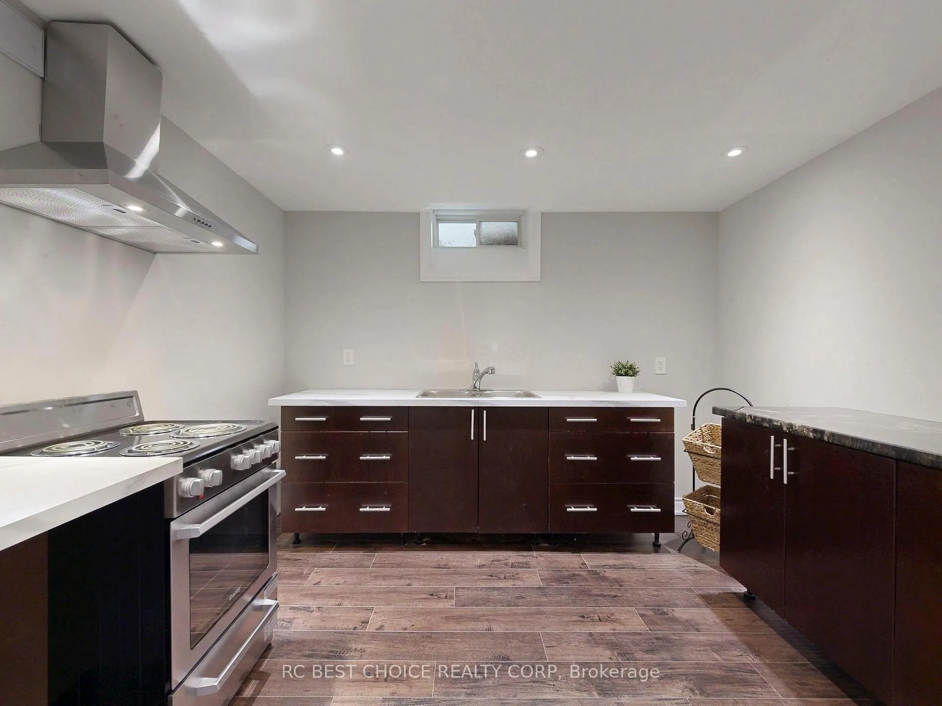 Photo 30 of 192 Tonner Crescent, Aurora, Bayview Northeast — HOMEH