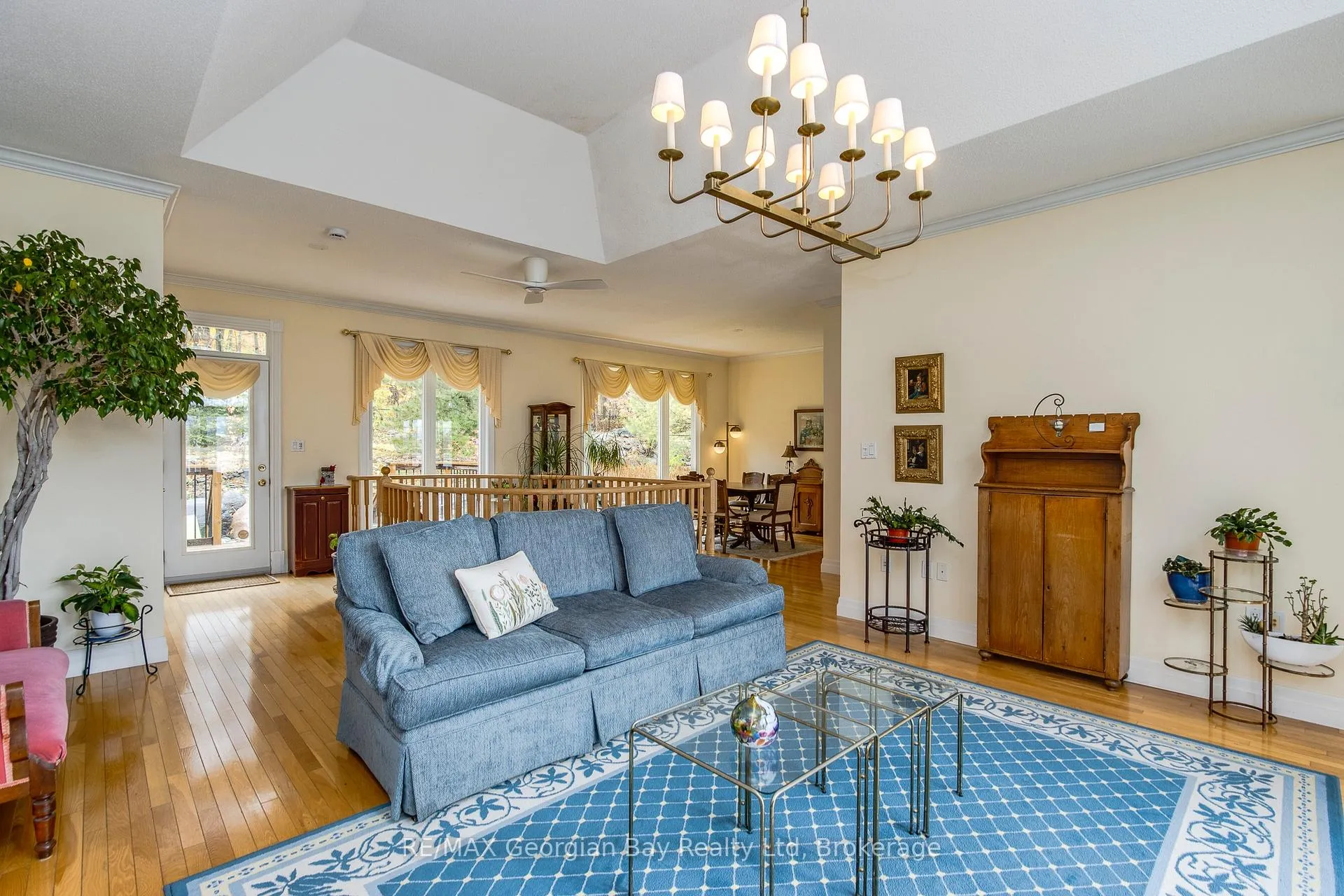 Photo 11 of 426 Aberdeen Boulevard, Midland — HOMEH