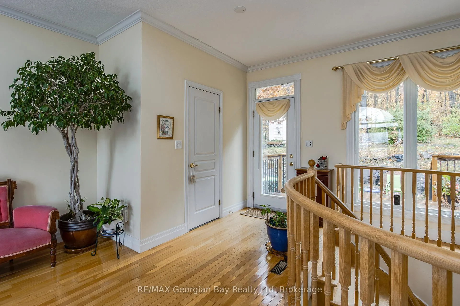 Photo 13 of 426 Aberdeen Boulevard, Midland — HOMEH