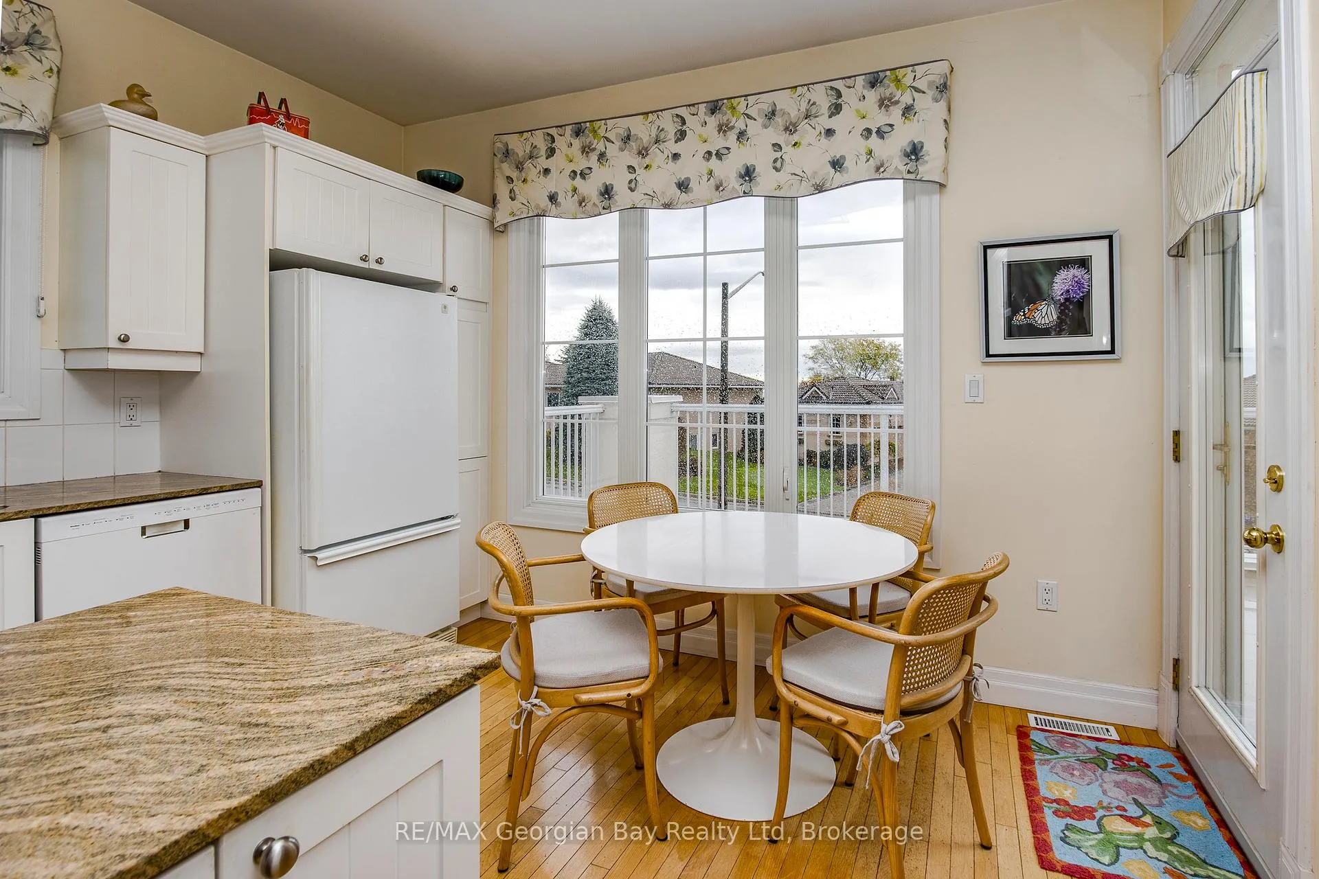 Photo 17 of 426 Aberdeen Boulevard, Midland — HOMEH