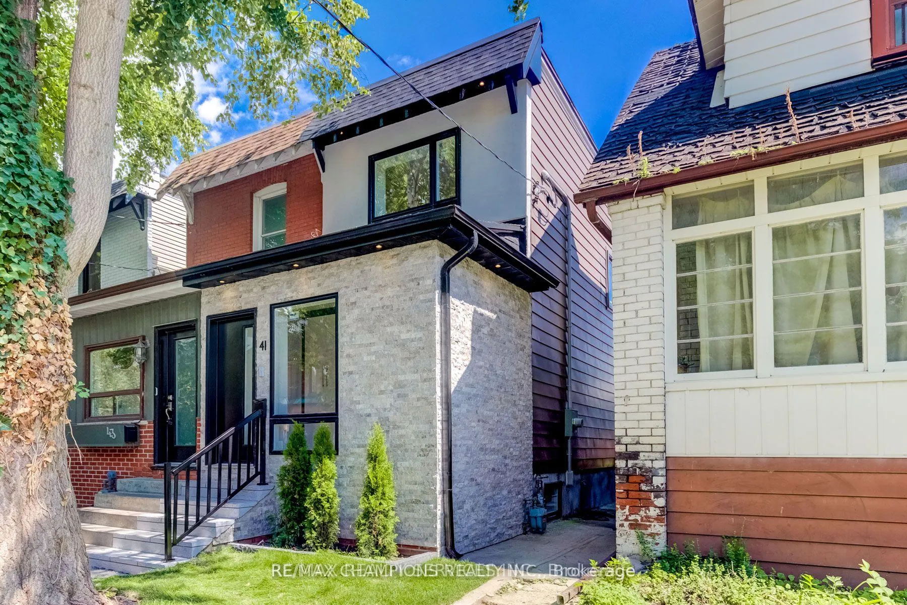 Photo 2 of Unit Bsmt, 41 Caroline Avenue, Toronto, South Riverdale — HOMEH