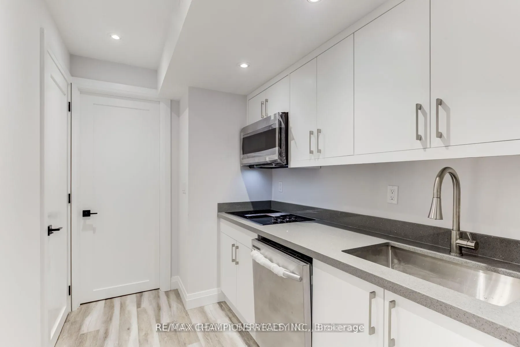 Photo 7 of Unit Bsmt, 41 Caroline Avenue, Toronto, South Riverdale — HOMEH