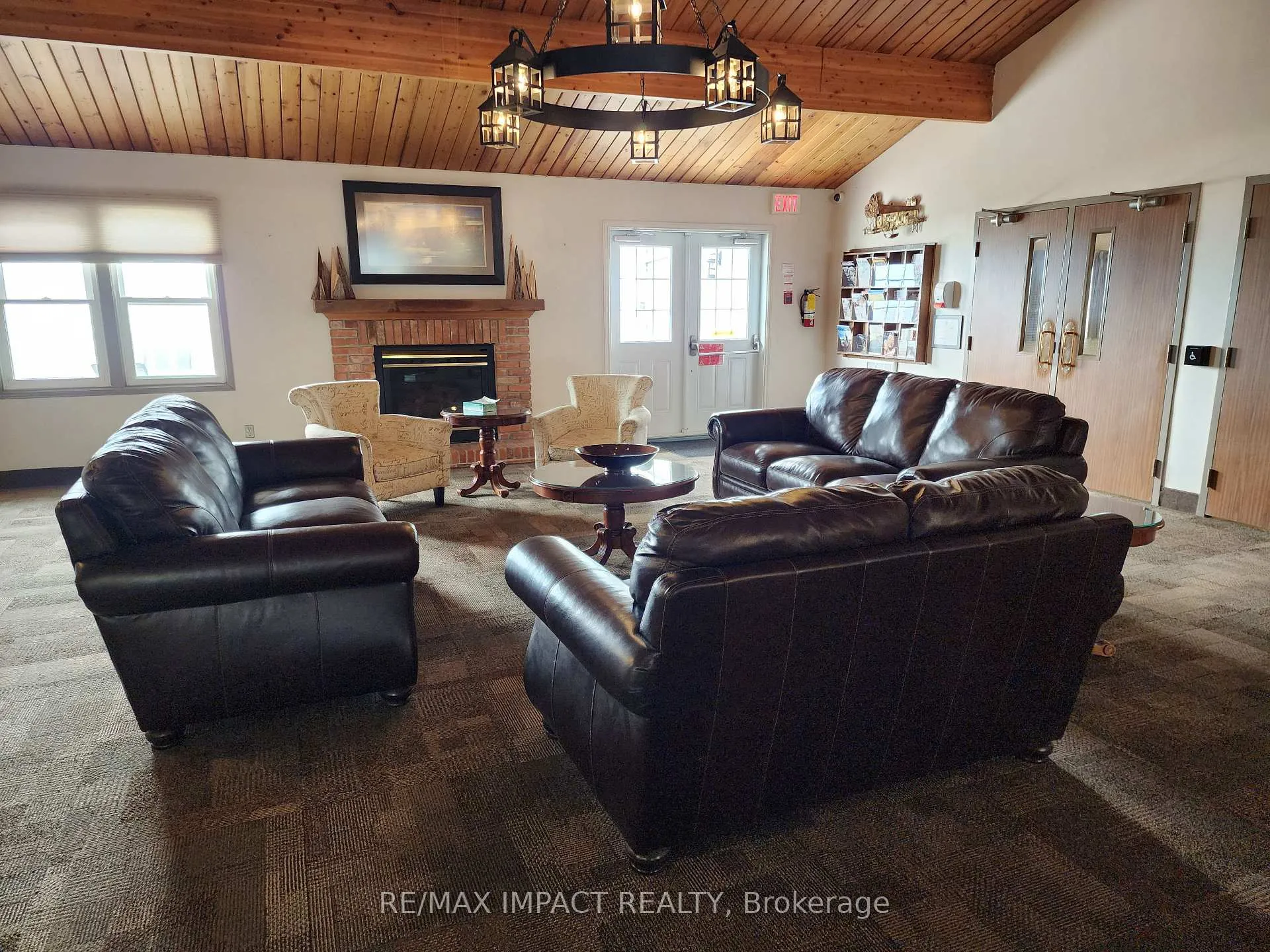 Photo 32 of 4 Champlain Court, Clarington, Newcastle — HOMEH