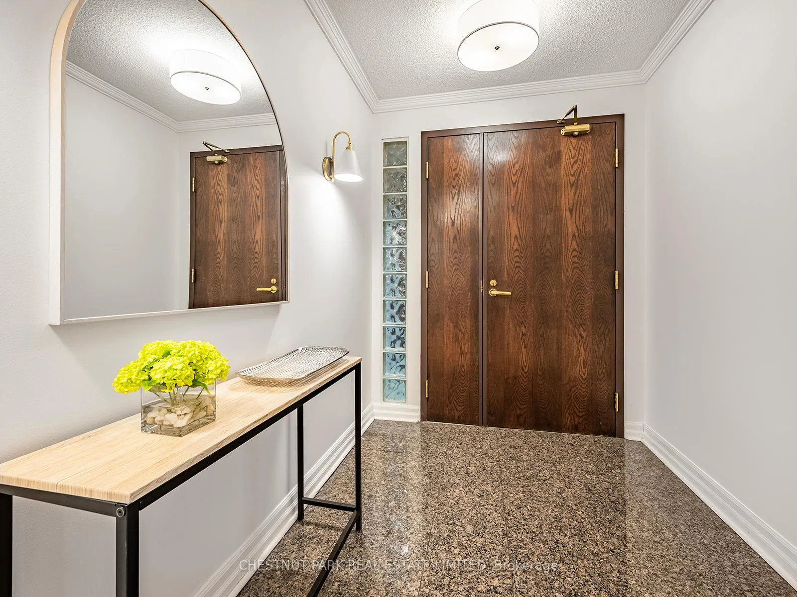 Photo 4 of Unit 405, 2727 Yonge Street, Toronto, Lawrence Park South — HOMEH
