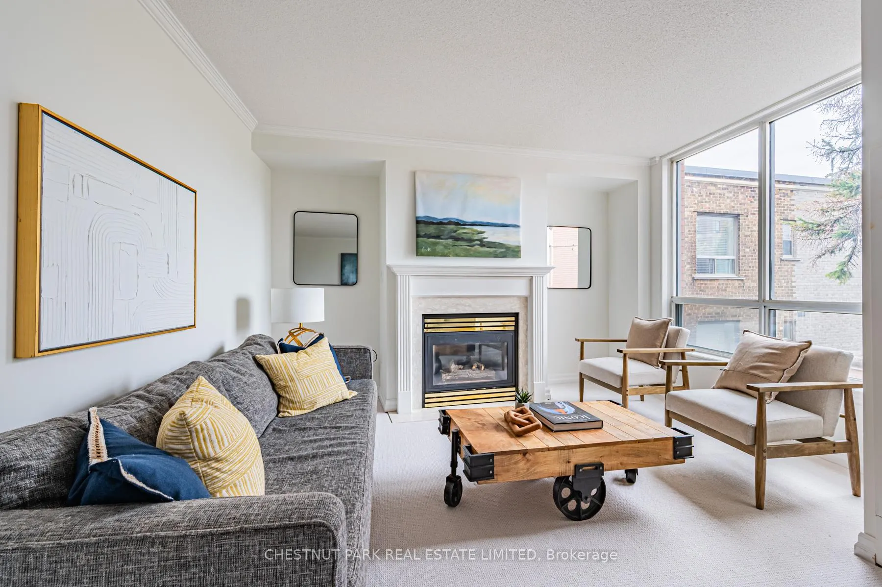 Photo 6 of Unit 405, 2727 Yonge Street, Toronto, Lawrence Park South — HOMEH