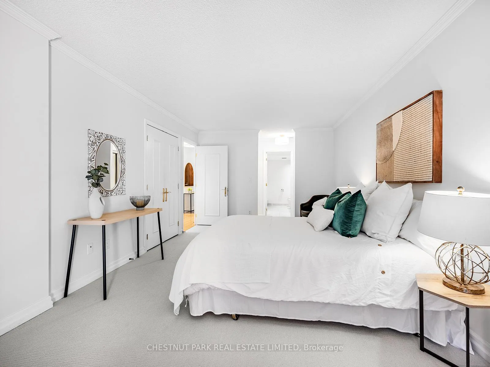 Photo 21 of Unit 405, 2727 Yonge Street, Toronto, Lawrence Park South — HOMEH