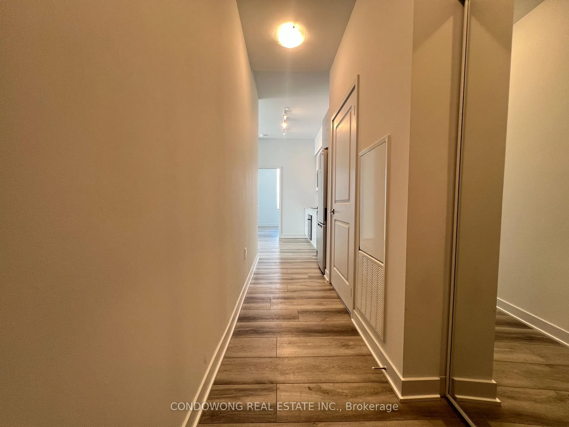 Photo 2 of Unit 2001, 2920 Highway 7 Road, Vaughan, Concord — HOMEH