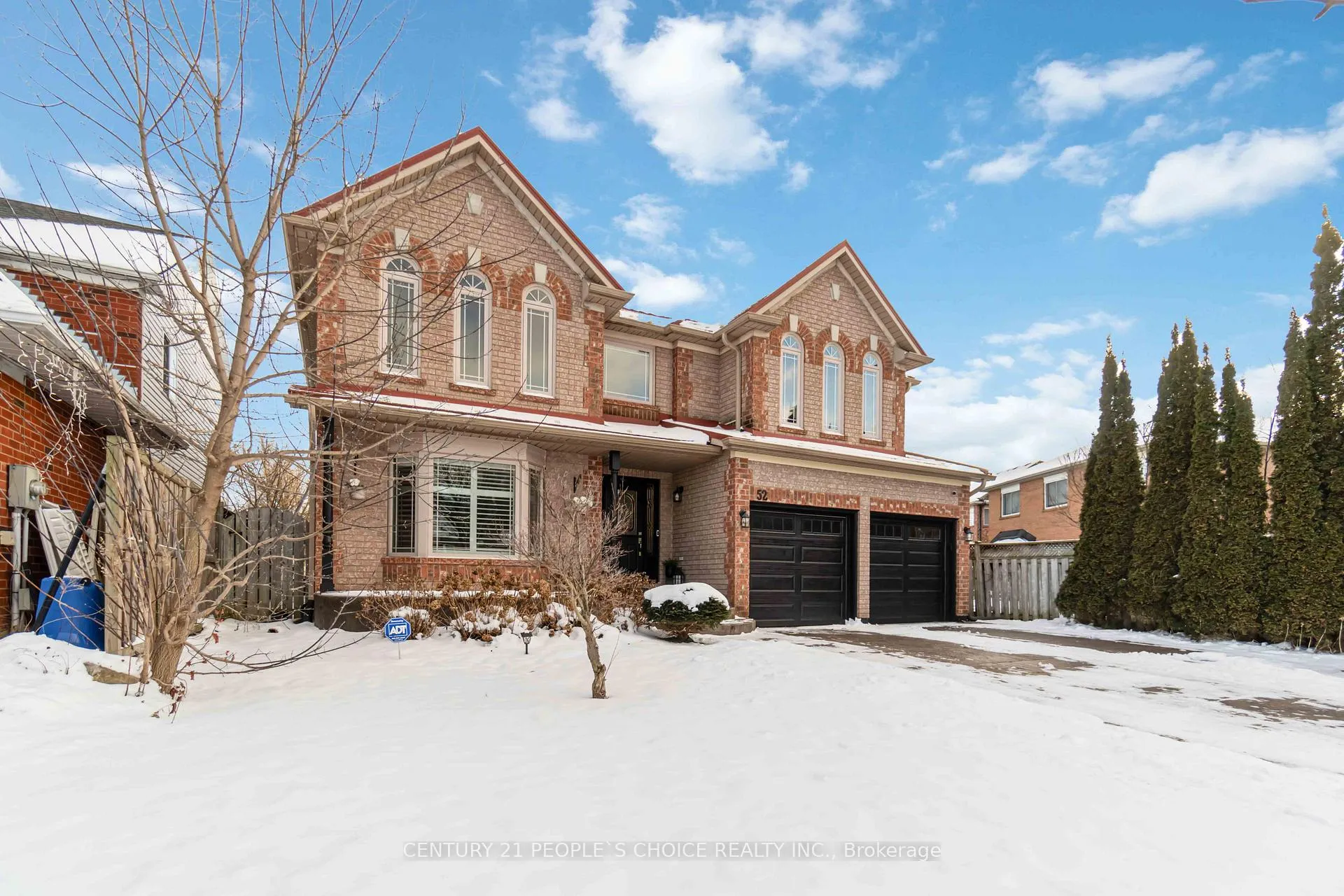 Front of 52 Canning Crescent