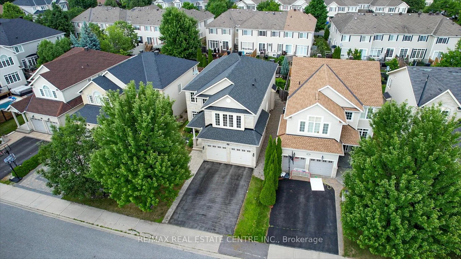 Photo 2 of 544 Ravendale Way, Ottawa, Barrhaven - Stonebridge — HOMEH