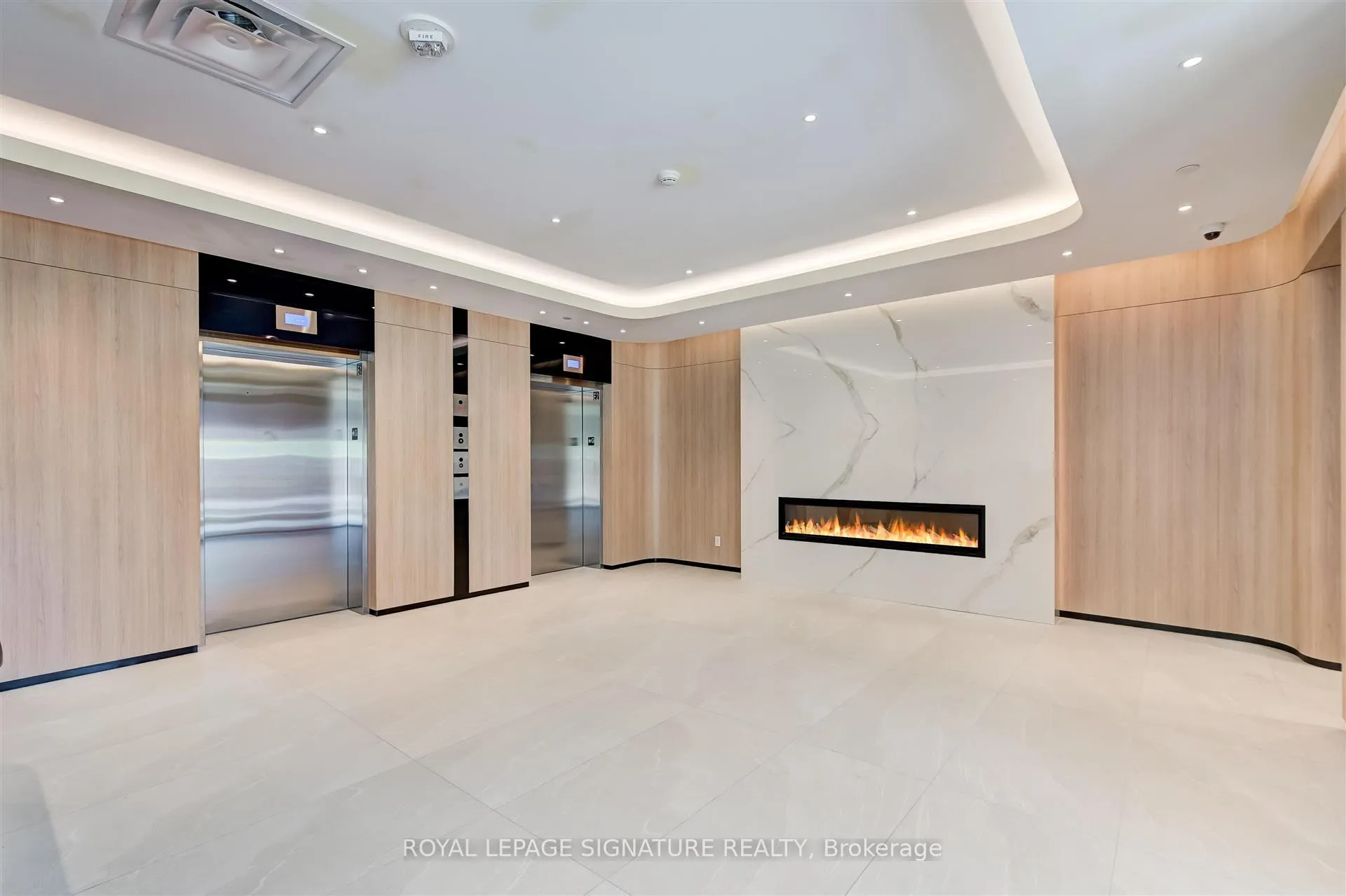 Photo 17 of Unit 501, 185 Alberta Avenue, Toronto, Oakwood Village — HOMEH