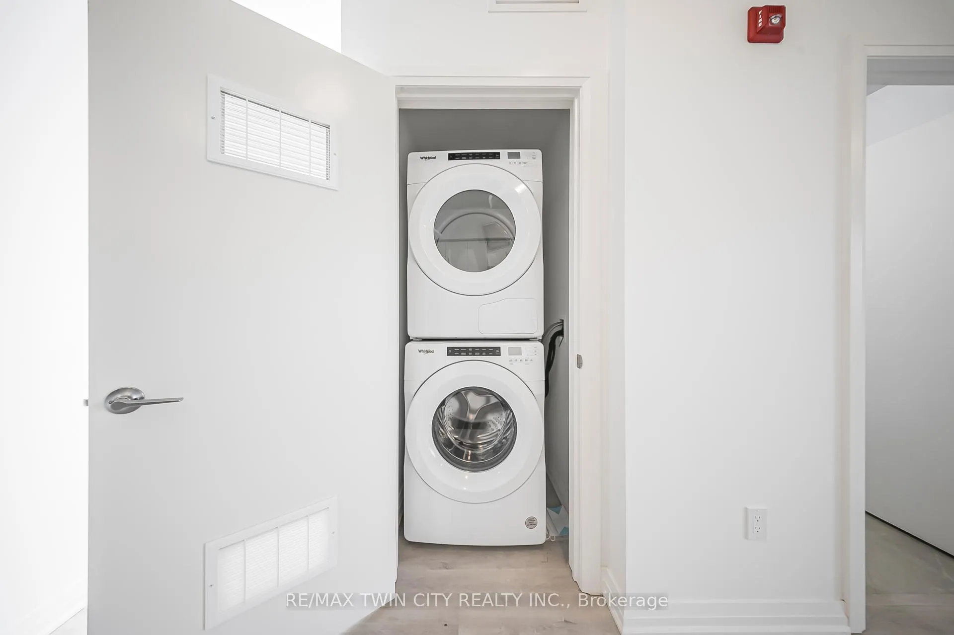 Photo 26 of Unit 404, 101 Golden Eagle Road, Waterloo — HOMEH