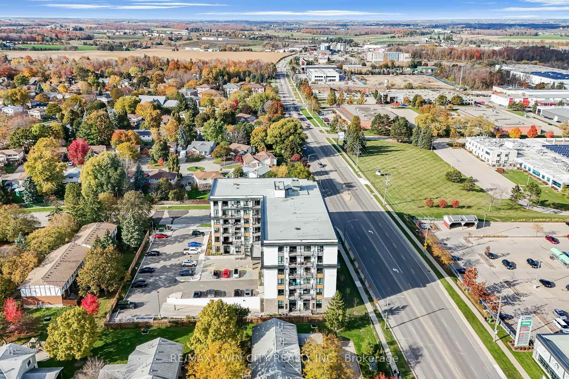 Photo 29 of Unit 404, 101 Golden Eagle Road, Waterloo — HOMEH