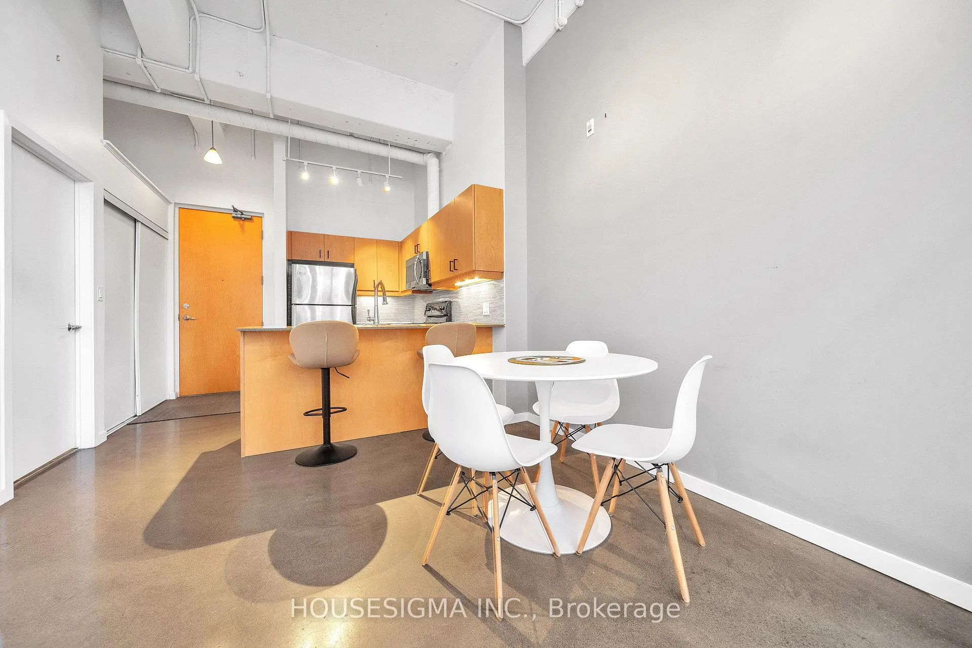Photo 15 of Unit 109, 404 King Street, Kitchener — HOMEH