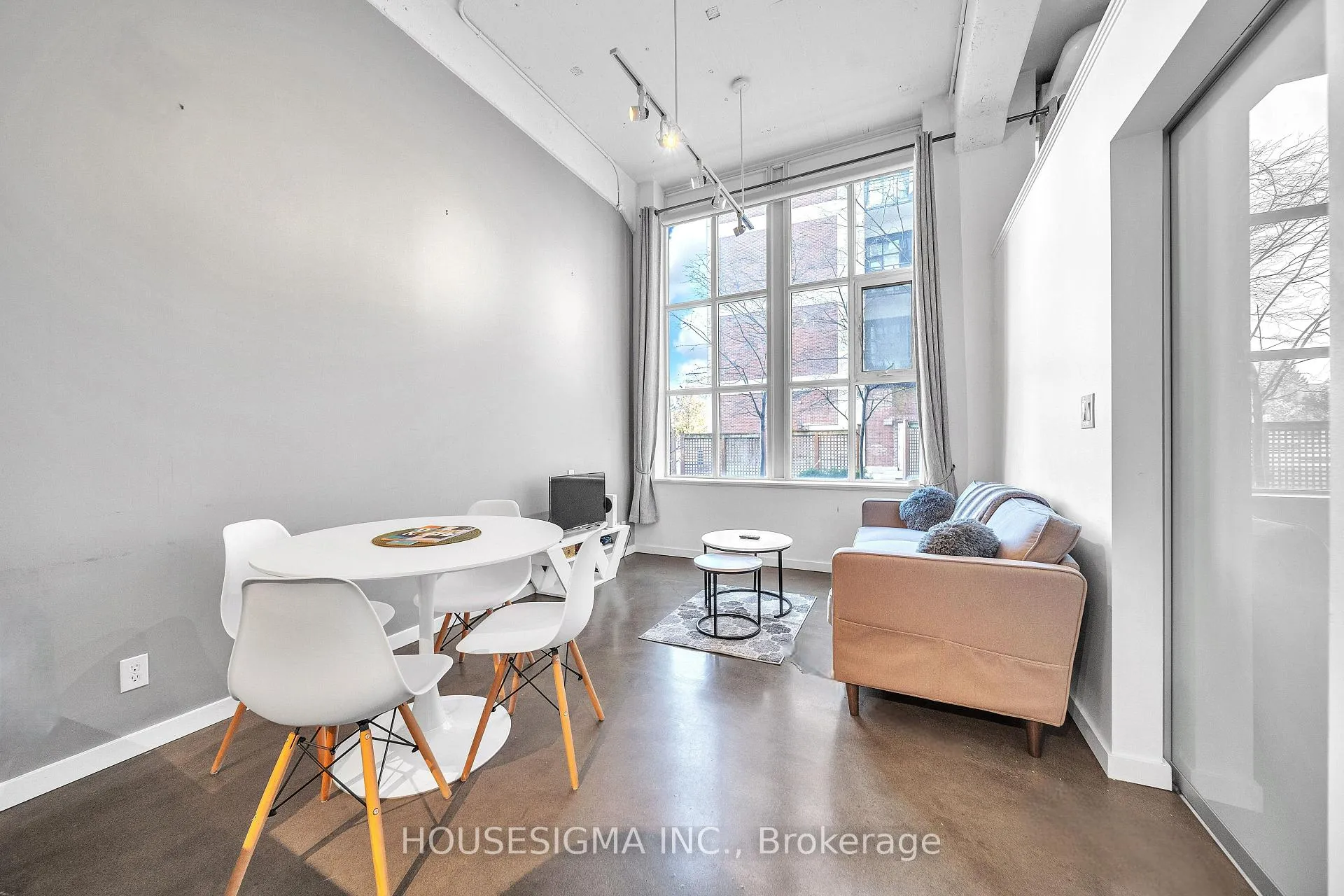 Photo 16 of Unit 109, 404 King Street, Kitchener — HOMEH