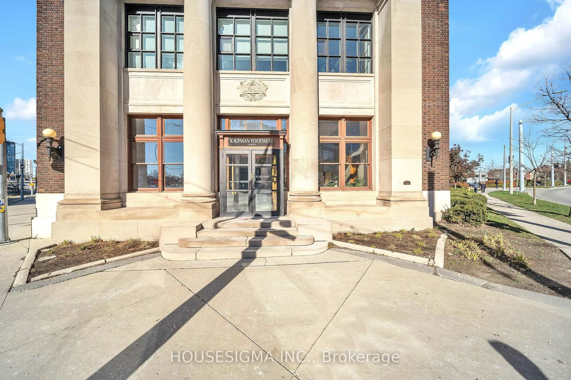 Photo 34 of Unit 109, 404 King Street, Kitchener — HOMEH