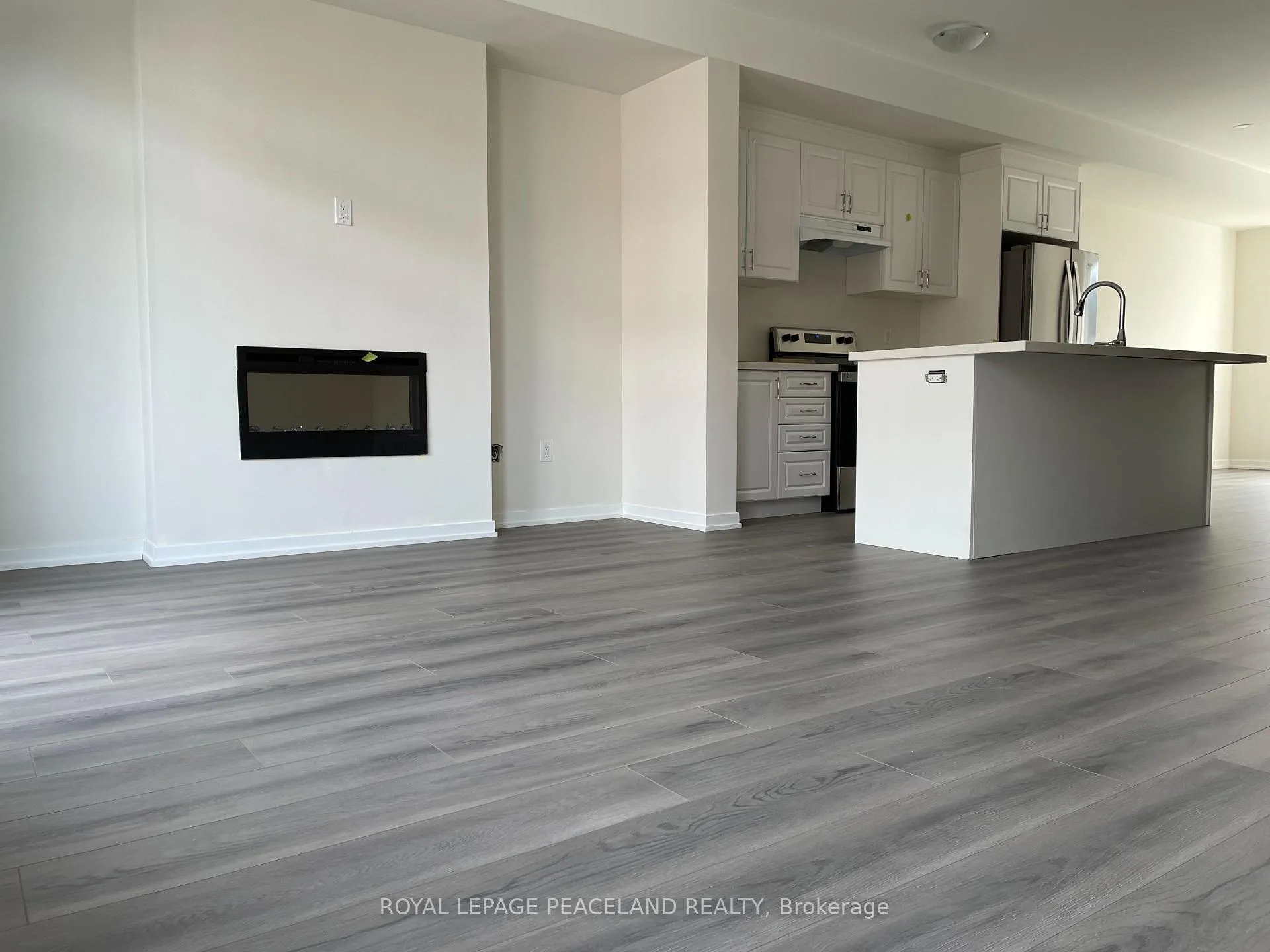 Photo 6 of 38 Origin Way, Vaughan, Patterson — HOMEH