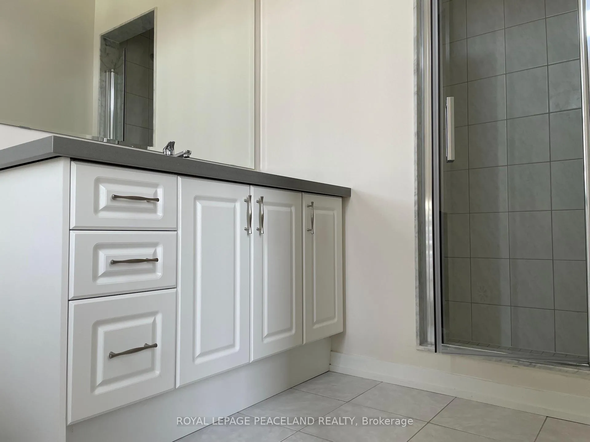 Photo 11 of 38 Origin Way, Vaughan, Patterson — HOMEH