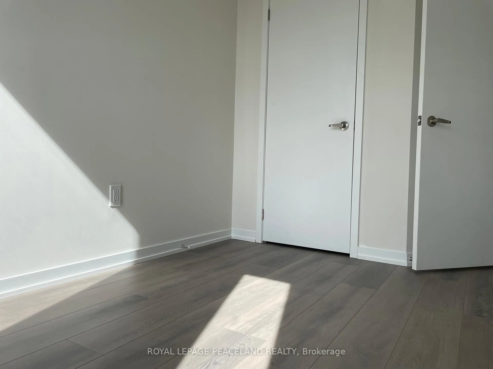 Photo 18 of 38 Origin Way, Vaughan, Patterson — HOMEH