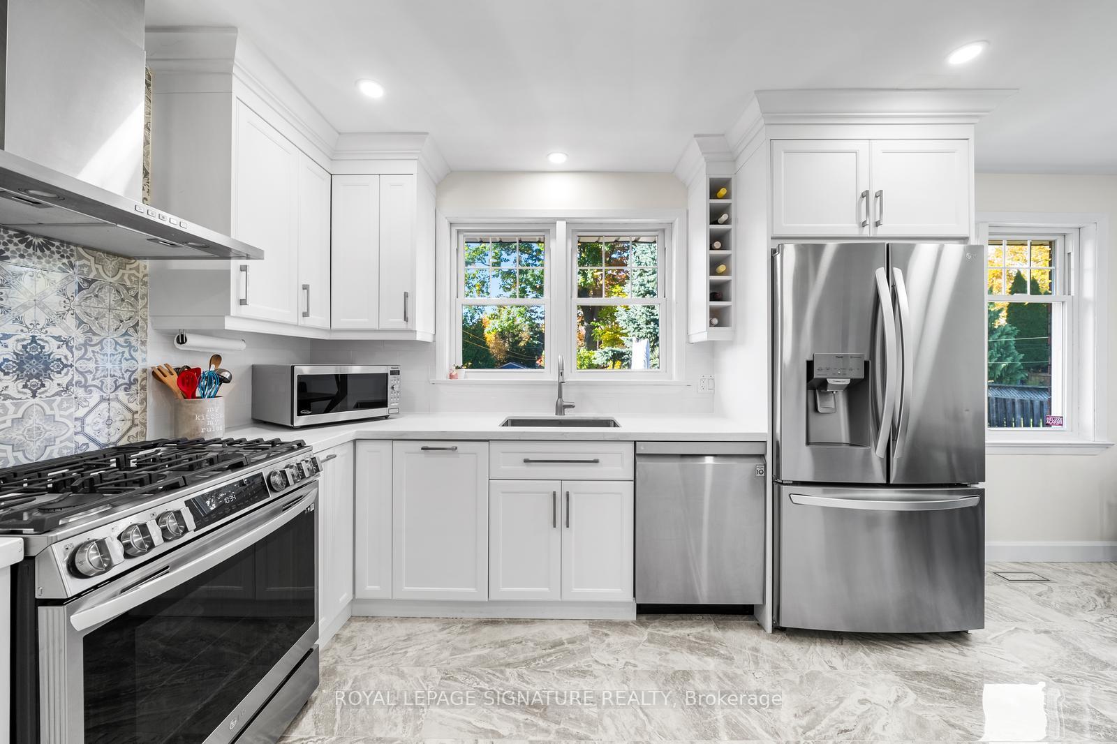 Photo 6 of 668 Peele Boulevard, Burlington, Brant — HOMEH