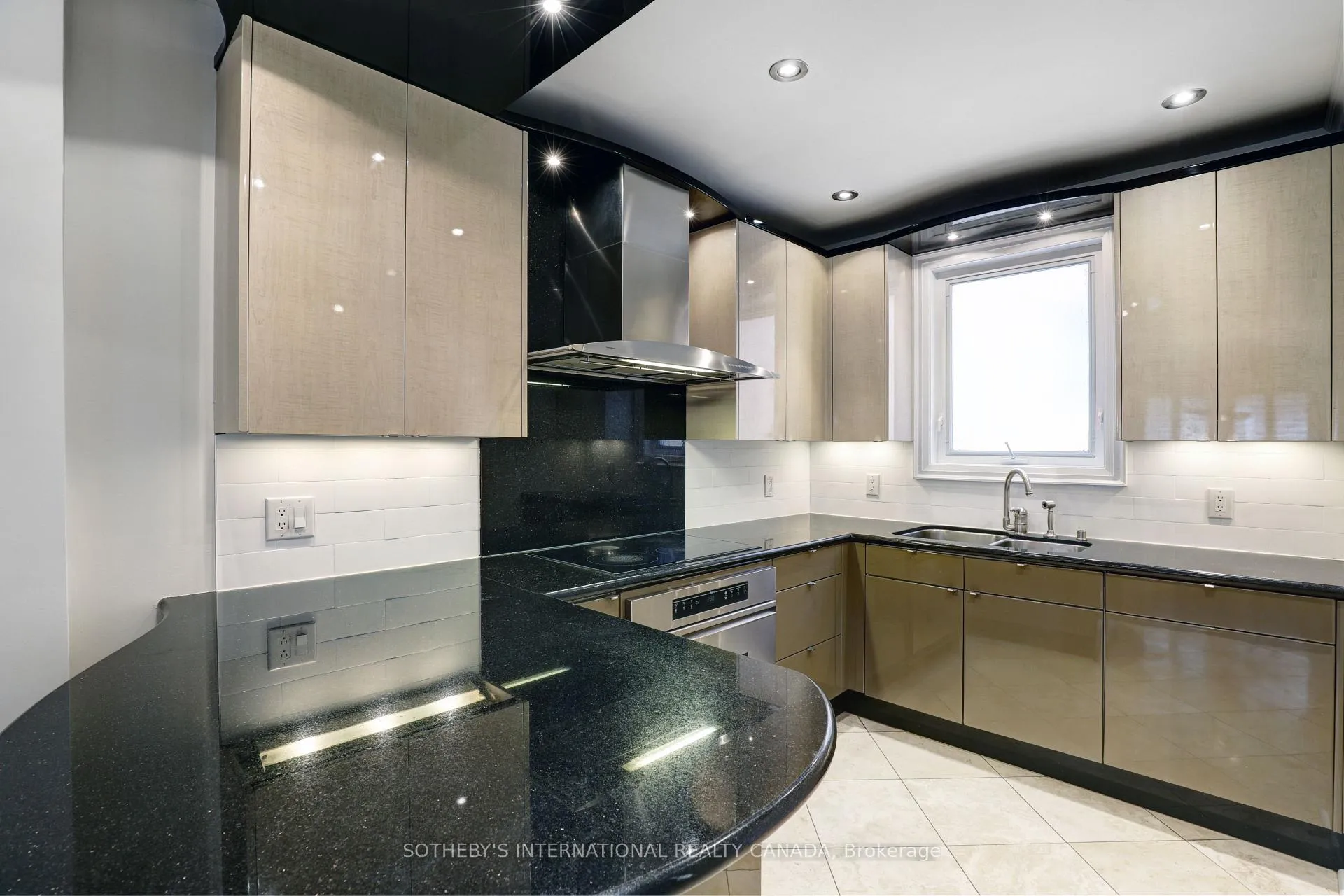 Photo 13 of Unit MAIN, 872 Avenue Road, Toronto, Yonge-Eglinton — HOMEH