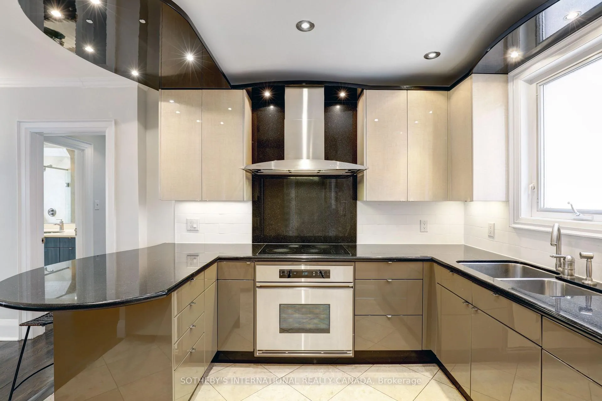 Photo 15 of Unit MAIN, 872 Avenue Road, Toronto, Yonge-Eglinton — HOMEH