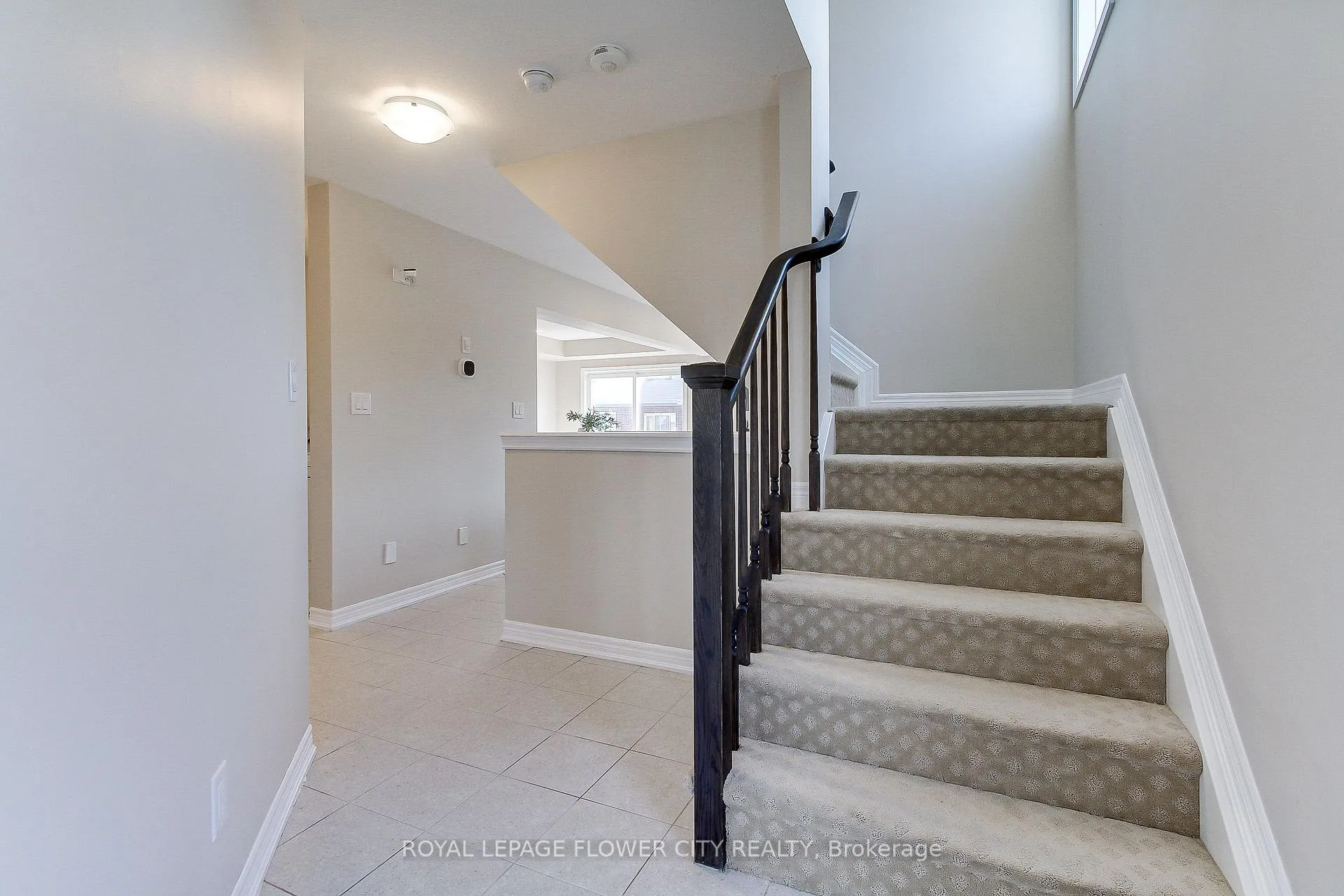Photo 6 of 28 Wilkerson Street, Thorold, Thorold Downtown — HOMEH