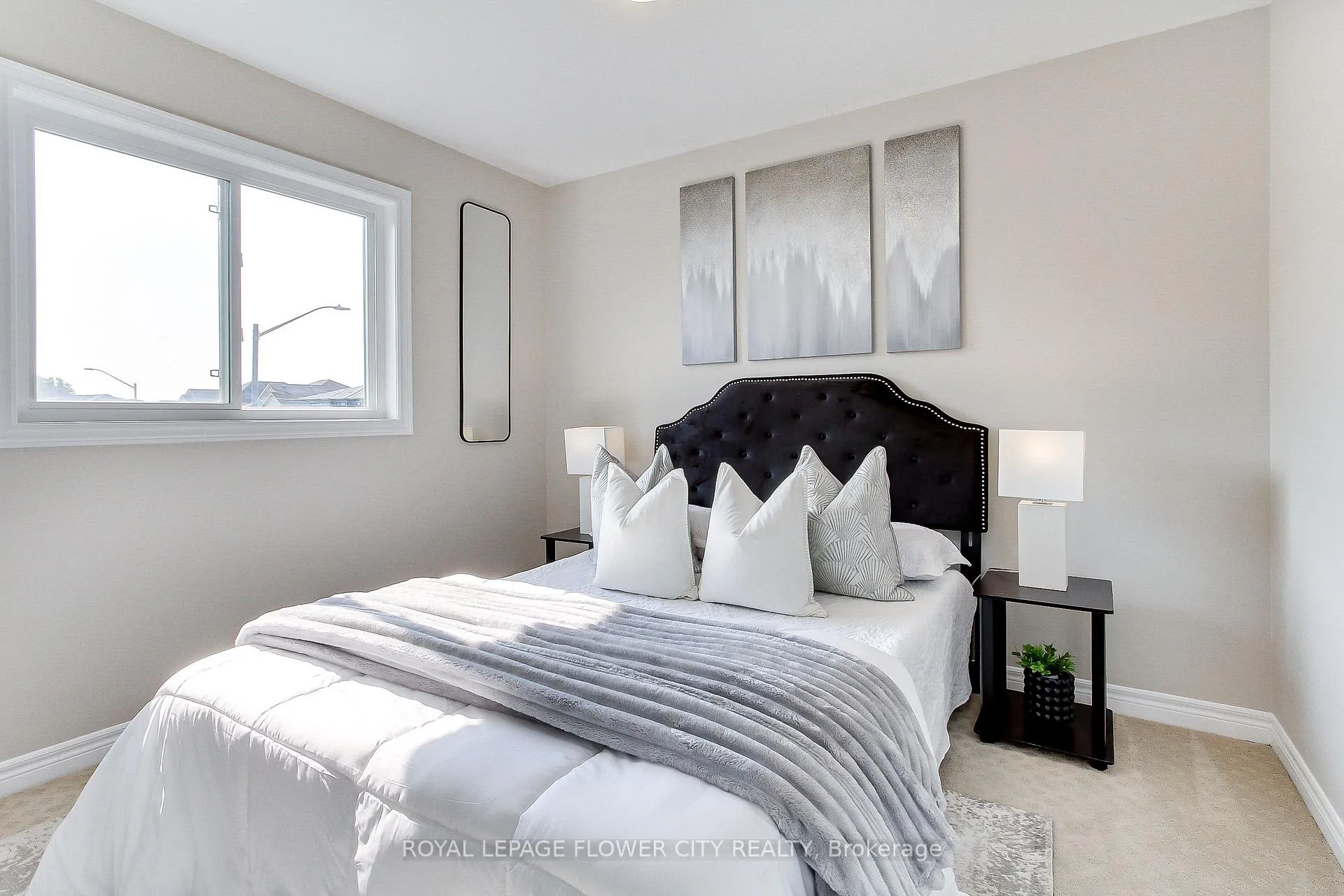 Photo 30 of 28 Wilkerson Street, Thorold, Thorold Downtown — HOMEH