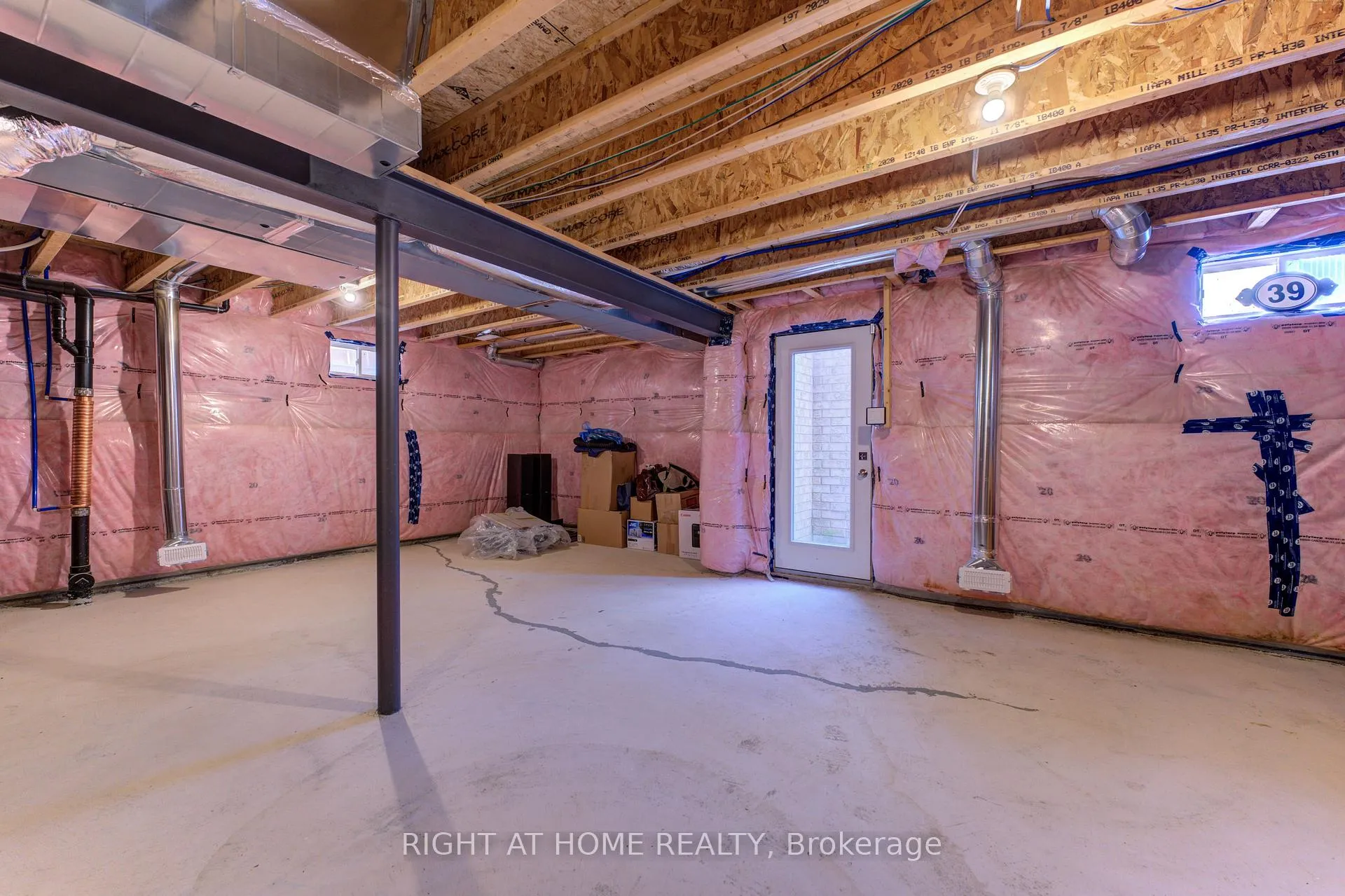 Photo 26 of 39 Drake Avenue, Brant, Paris — HOMEH