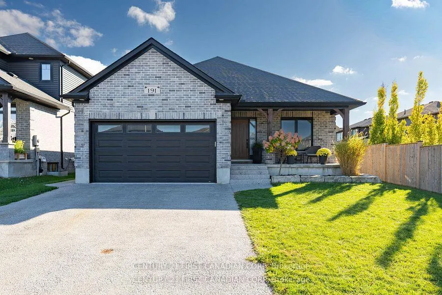 Photo 2 of 191 Gilmour Drive, Lucan Biddulph, Lucan — HOMEH