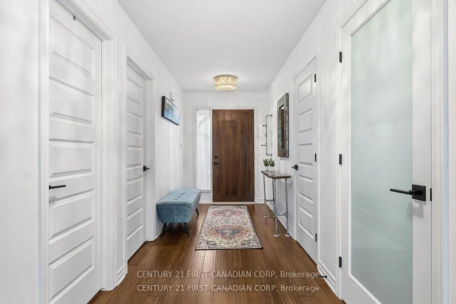 Photo 6 of 191 Gilmour Drive, Lucan Biddulph, Lucan — HOMEH