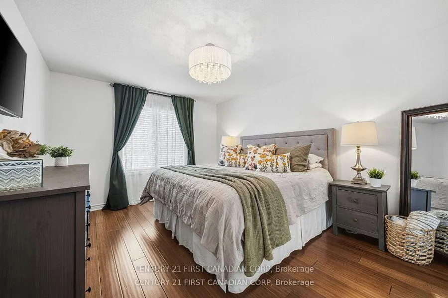 Photo 19 of 191 Gilmour Drive, Lucan Biddulph, Lucan — HOMEH