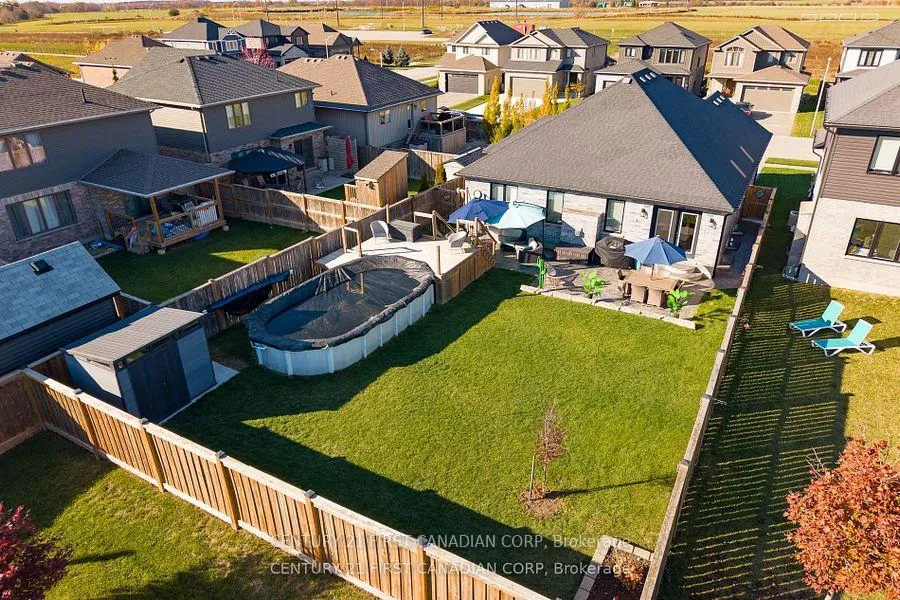 Photo 42 of 191 Gilmour Drive, Lucan Biddulph, Lucan — HOMEH