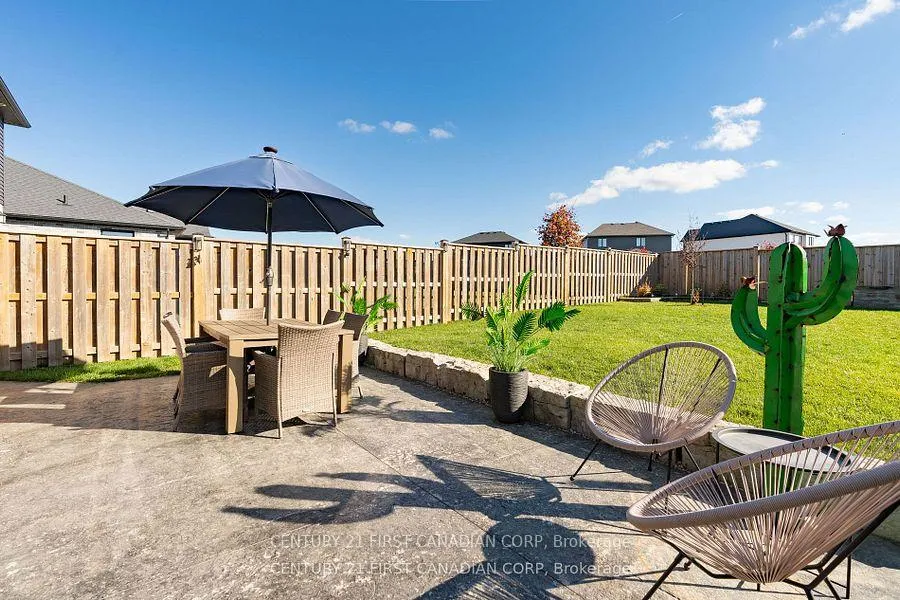 Photo 44 of 191 Gilmour Drive, Lucan Biddulph, Lucan — HOMEH