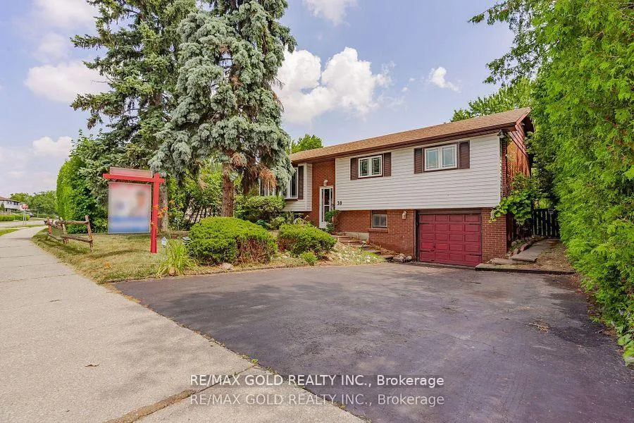 Photo 1 of 38 Duke Road, Brampton, Southgate — HOMEH