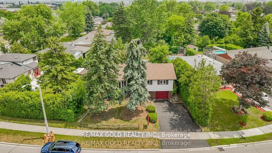 Photo 2 of 38 Duke Road, Brampton, Southgate — HOMEH