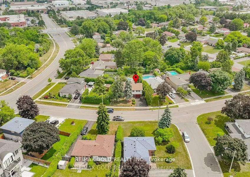 Photo 3 of 38 Duke Road, Brampton, Southgate — HOMEH