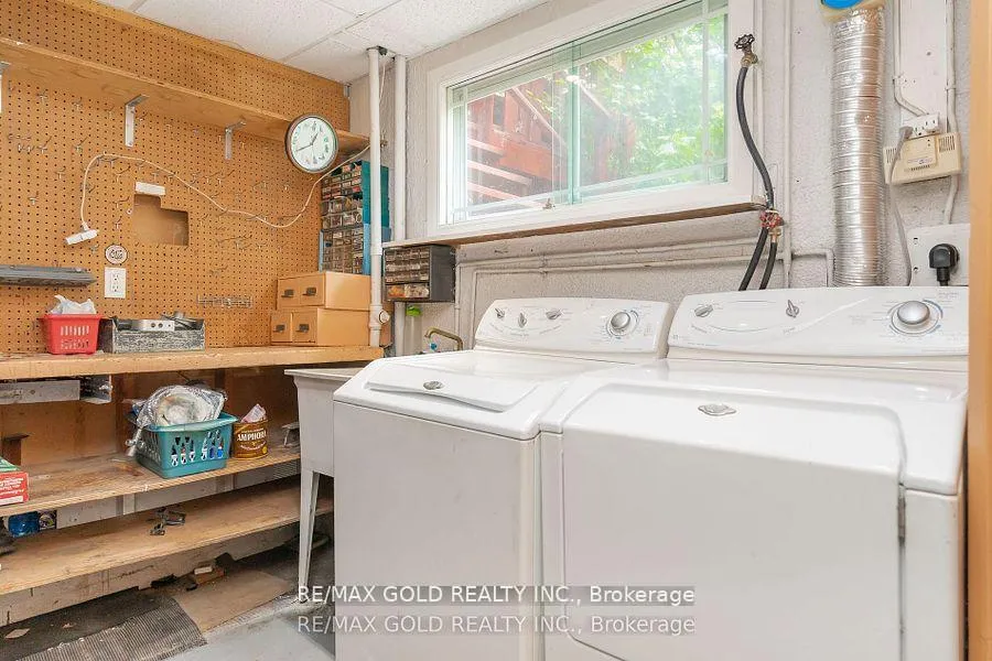 Photo 32 of 38 Duke Road, Brampton, Southgate — HOMEH