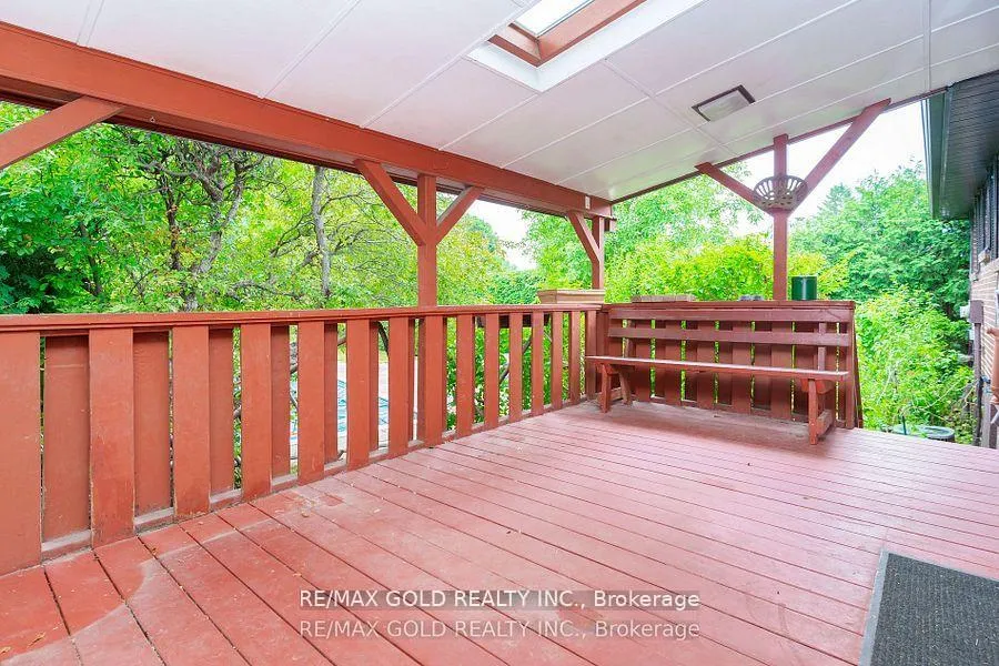 Photo 35 of 38 Duke Road, Brampton, Southgate — HOMEH