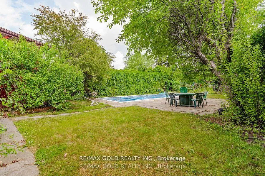 Photo 38 of 38 Duke Road, Brampton, Southgate — HOMEH