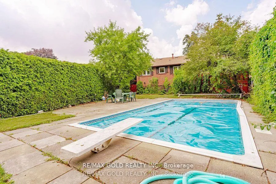 Photo 41 of 38 Duke Road, Brampton, Southgate — HOMEH
